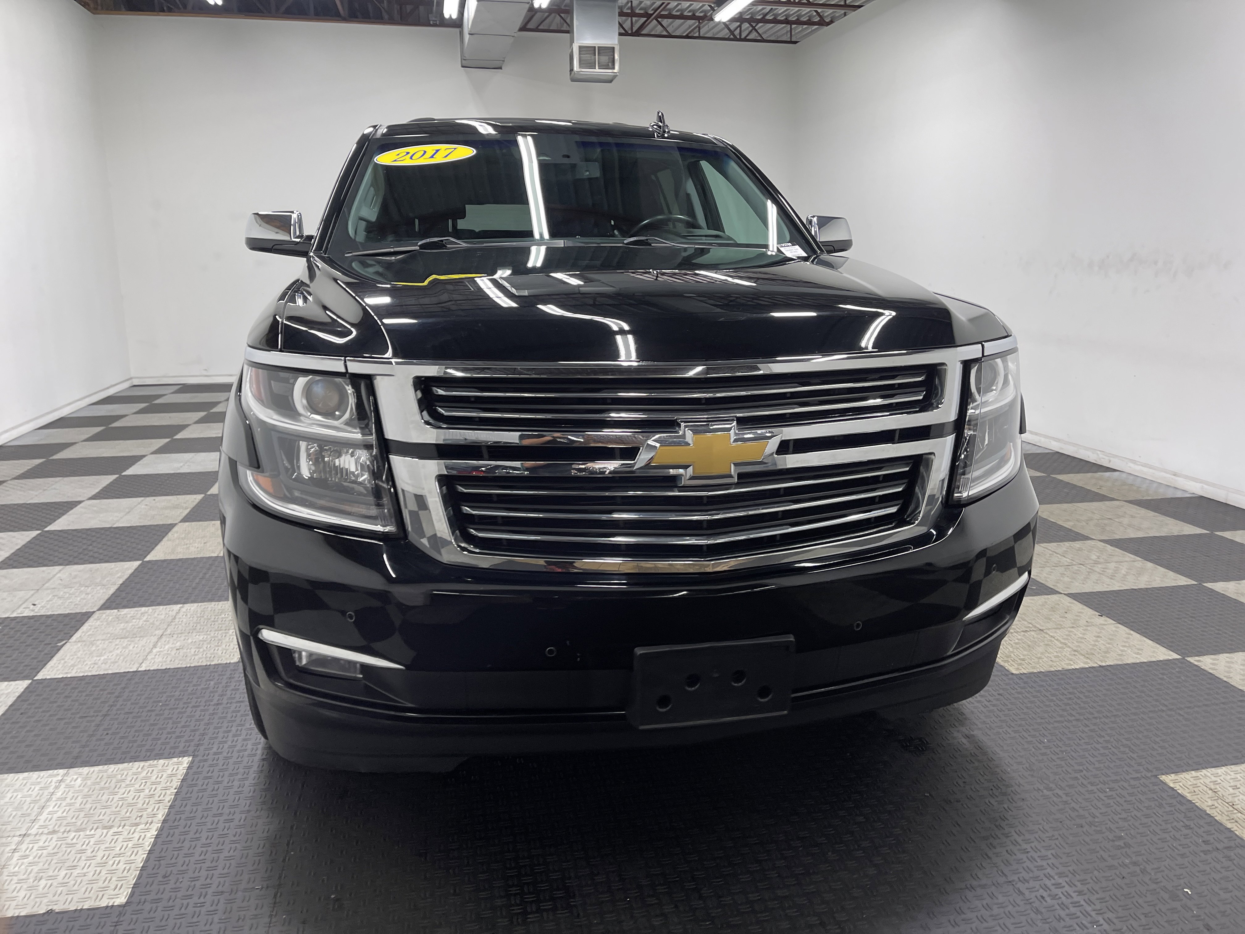 Used 2017 Chevrolet Suburban Premier image 7