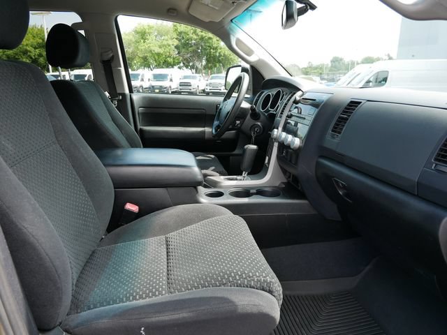 Used 2013 Toyota Tundra 2WD CrewMax w/ Tow Pkg image 15