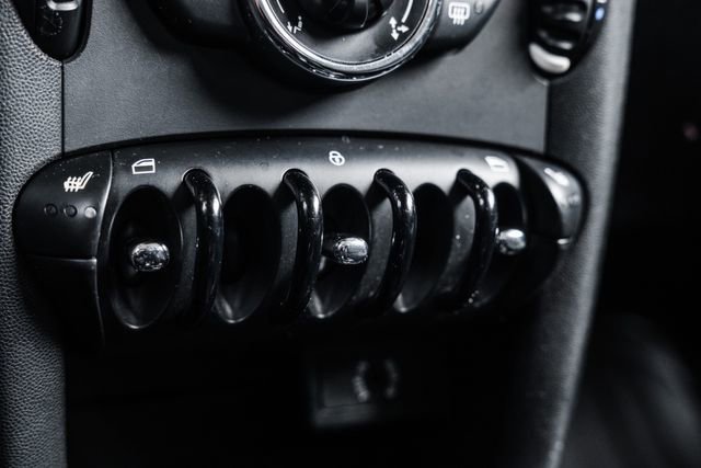 Used 2011 MINI Cooper Hardtop FWD image 16