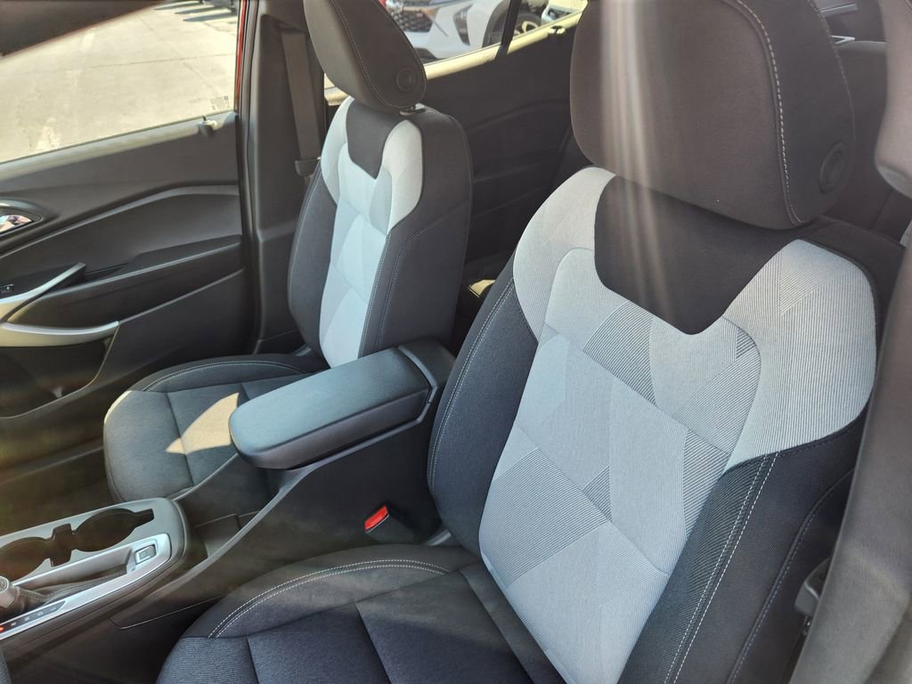 New 2026 Chevrolet Trax LS w/ LS Convenience Package image 11