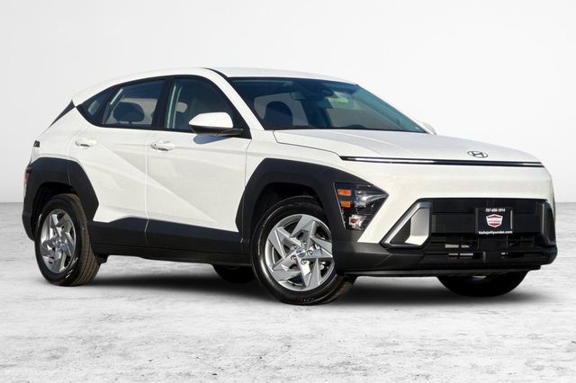 New 2026 Hyundai Kona SE image 1