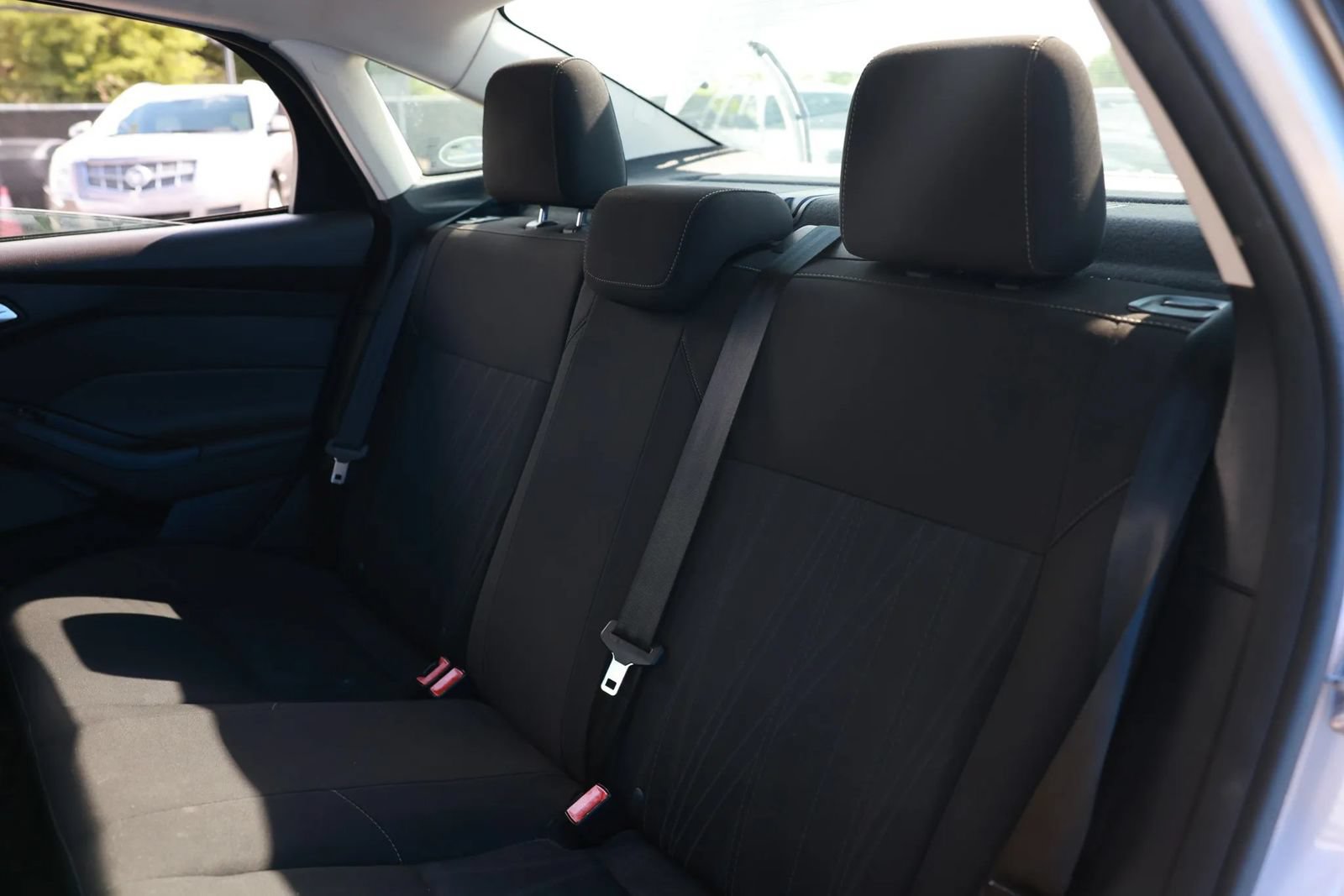 Used 2016 Ford Focus SE FWD image 21
