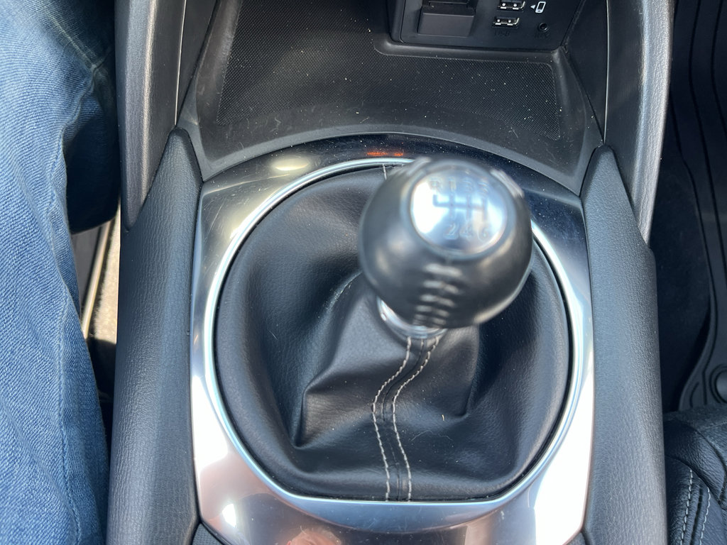 Used 2020 MAZDA MX-5 Miata Grand Touring image 18