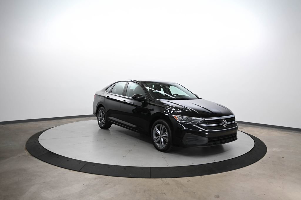 Used 2024 Volkswagen Jetta SE