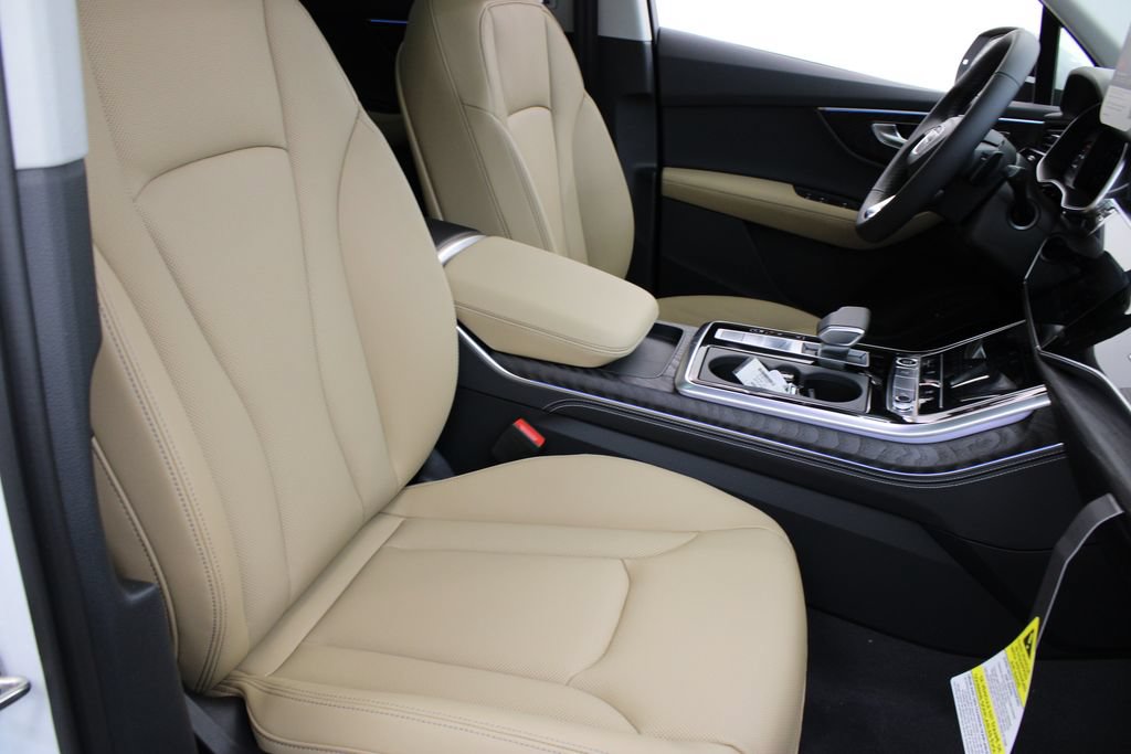 New 2026 Audi Q7 Premium Plus AWD/4WD image 25