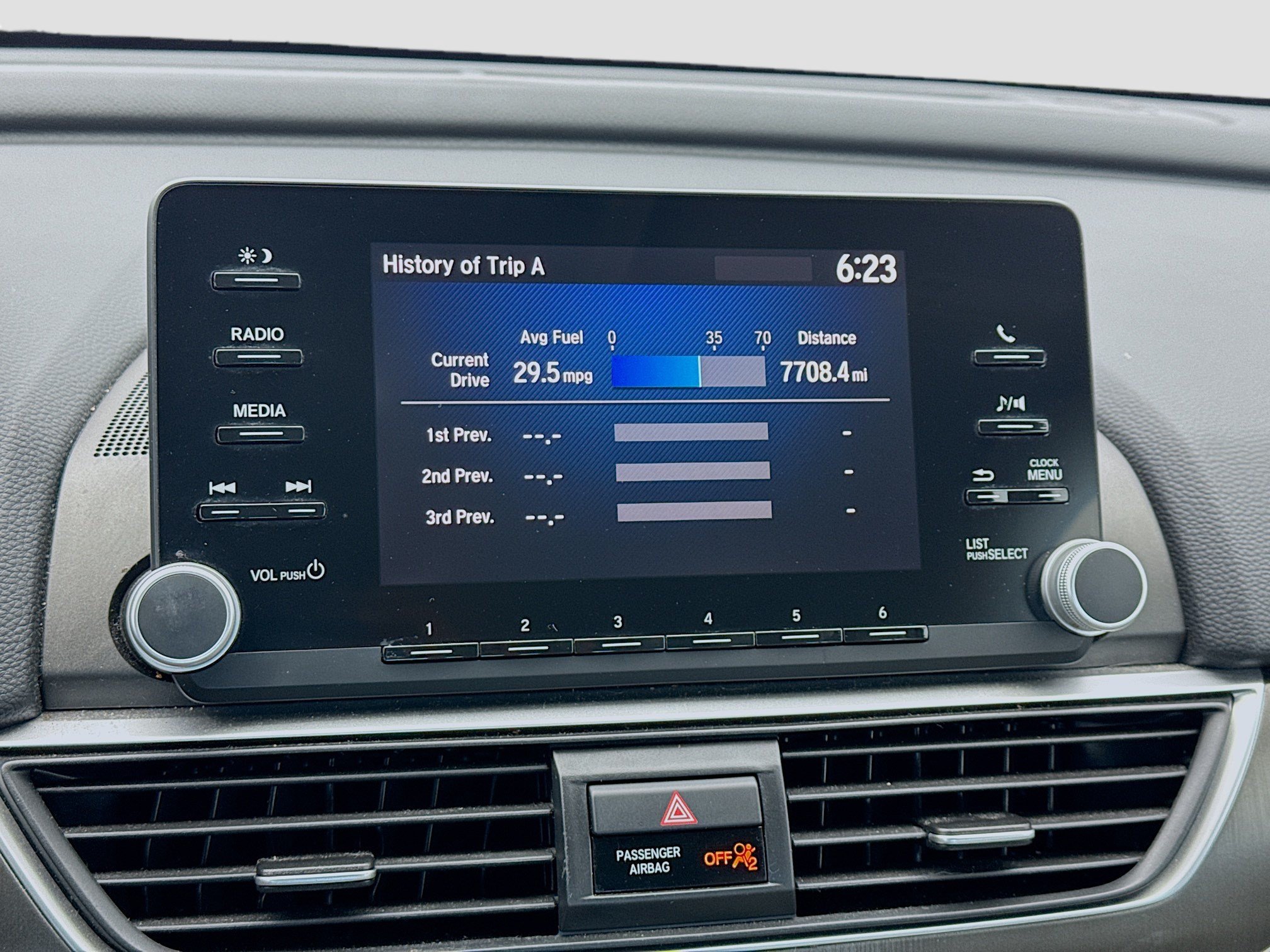 Used 2019 Honda Accord LX image 11
