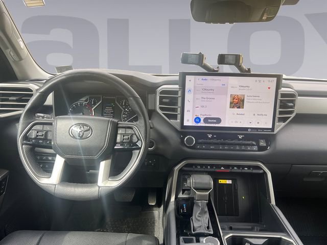 Used 2023 Toyota Tundra Limited AWD/4WD image 12