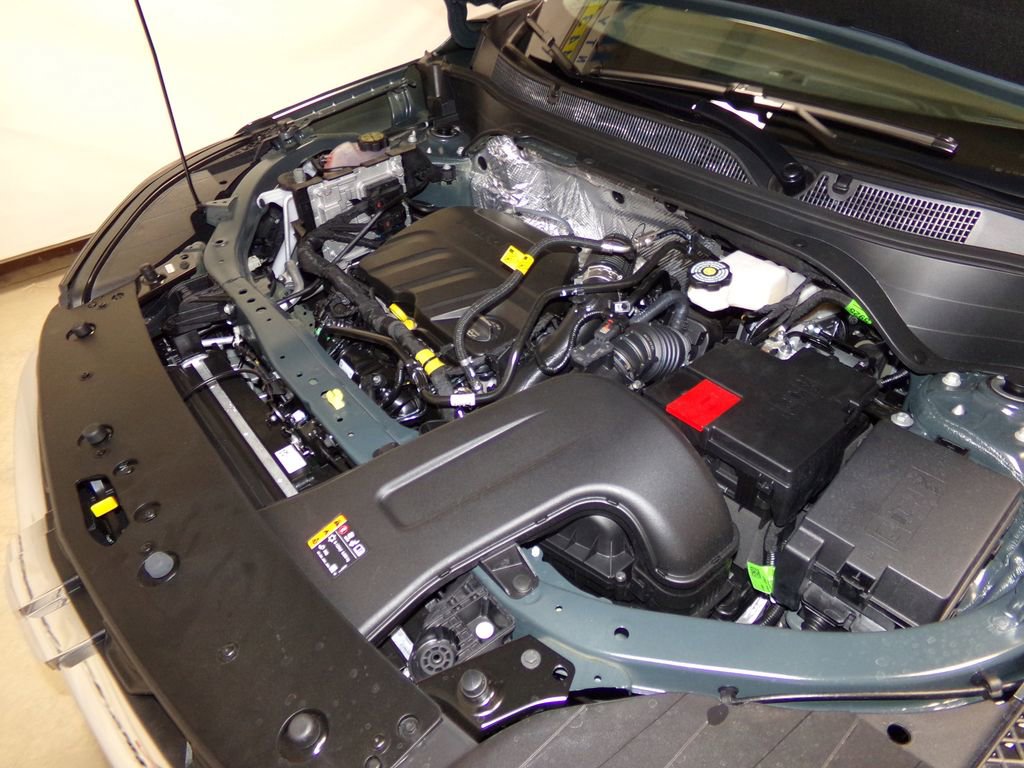 New 2025 Chevrolet Trax LT w/ Driver Confidence Package image 25