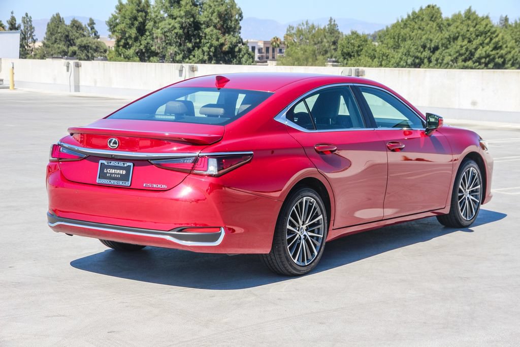 Certified 2025 Lexus ES 300h w/ Premium Package FWD image 5