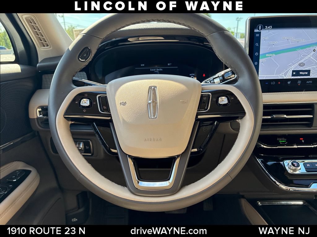 Certified 2023 Lincoln Corsair AWD w/ Equipment Group 101A image 25