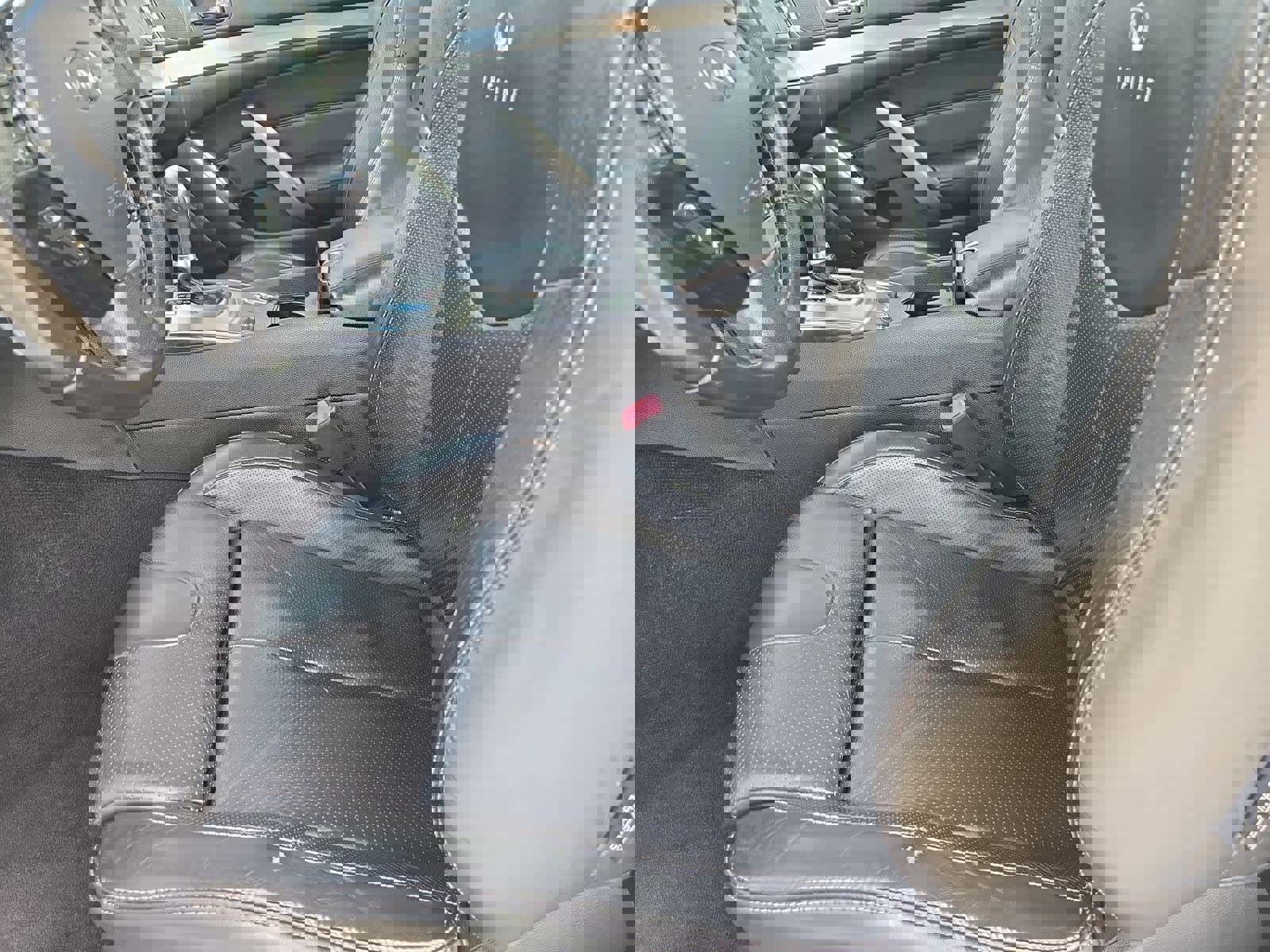 Used 2010 INFINITI G37 Journey w/ Premium Pkg image 14