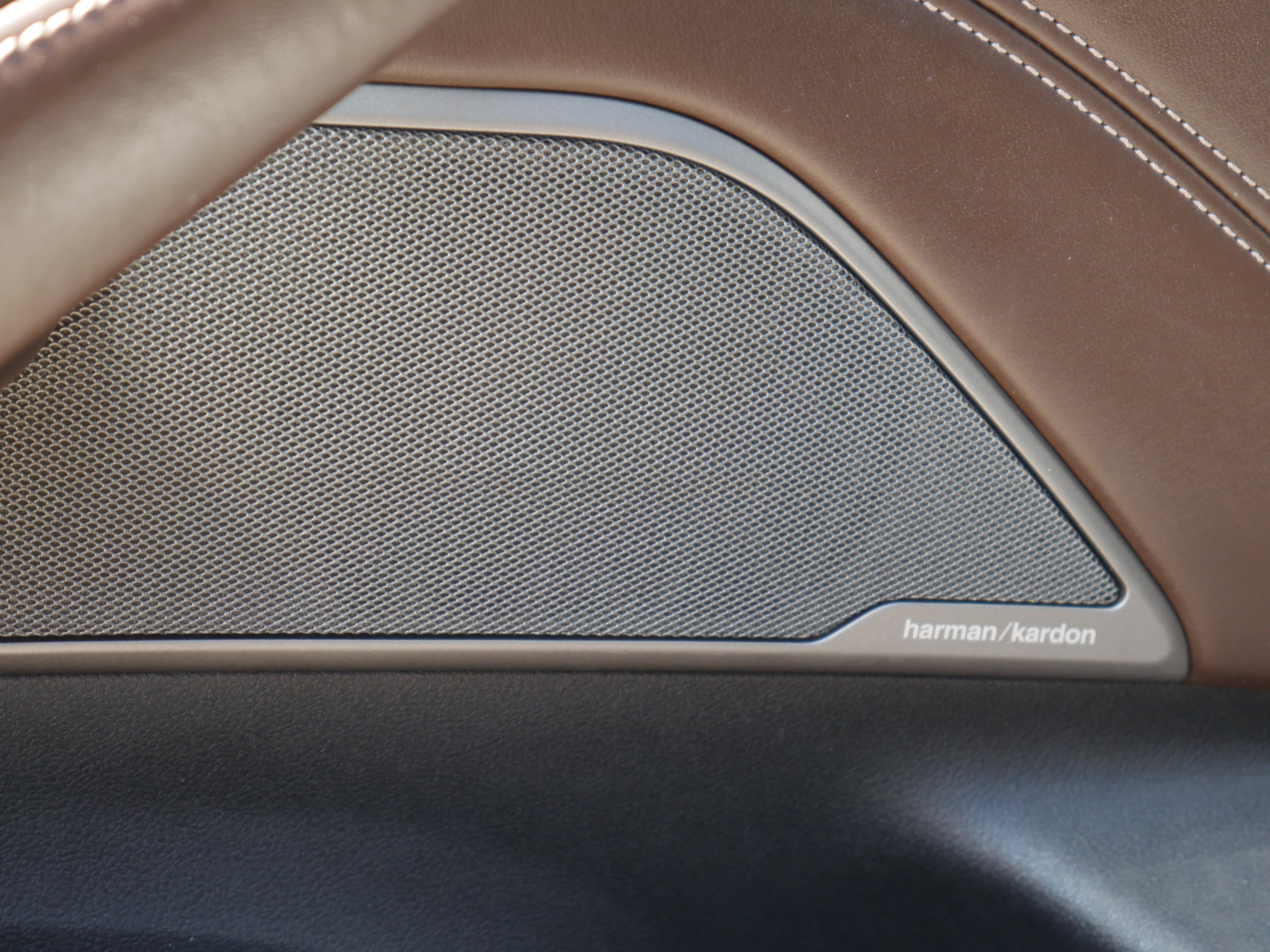 Used 2017 BMW 540i xDrive image 36