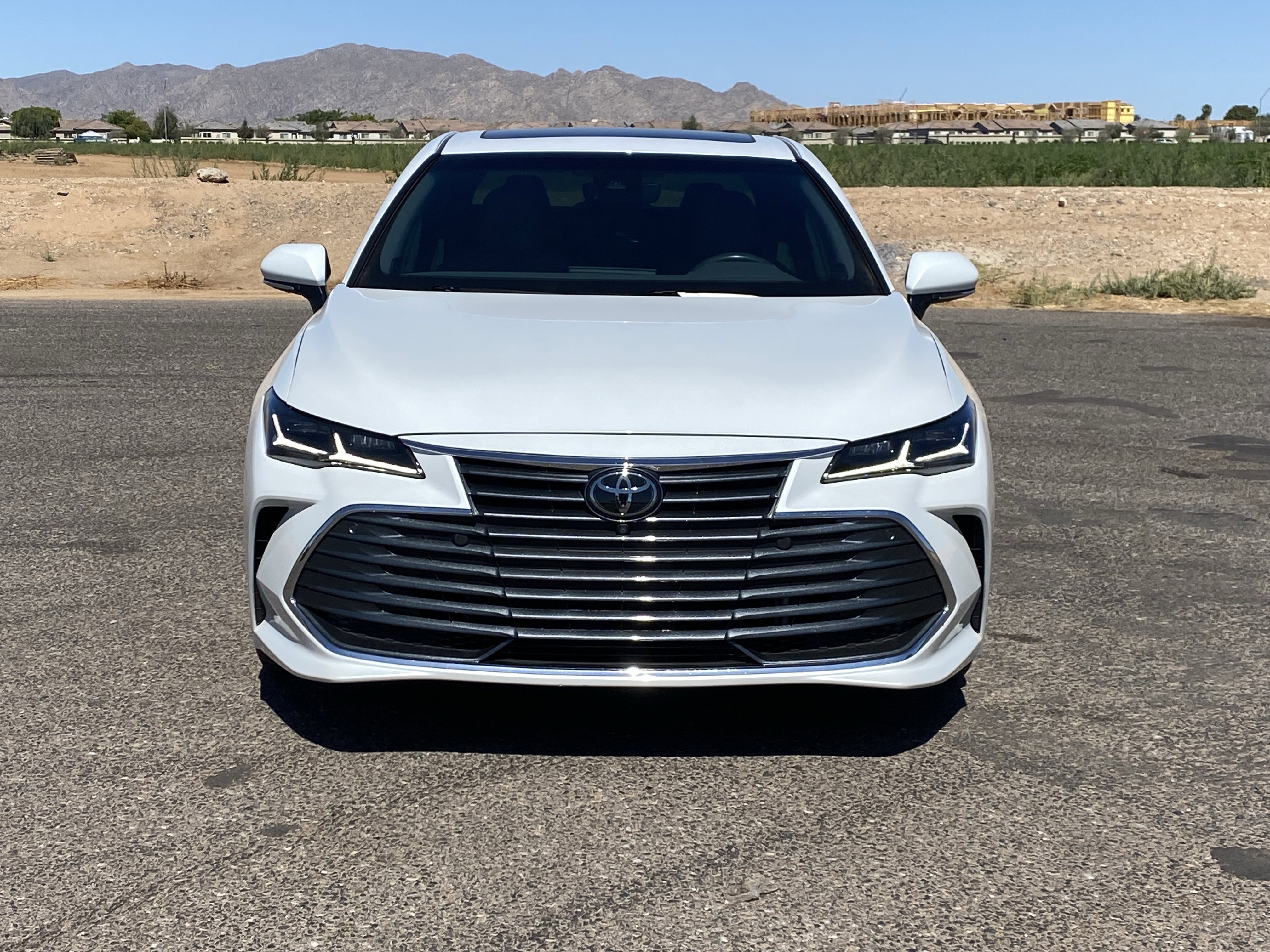 Used 2020 Toyota Avalon Limited w/ Advanced Safety Package FWD image 8