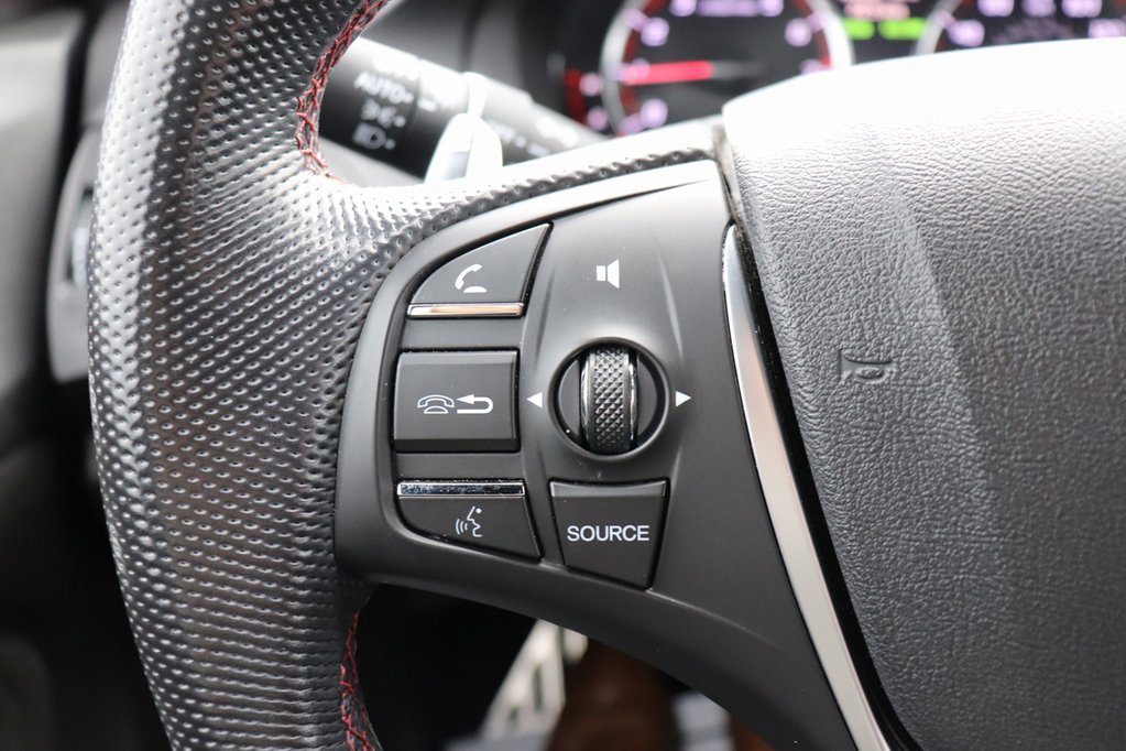 Used 2020 Acura MDX A-Spec image 32