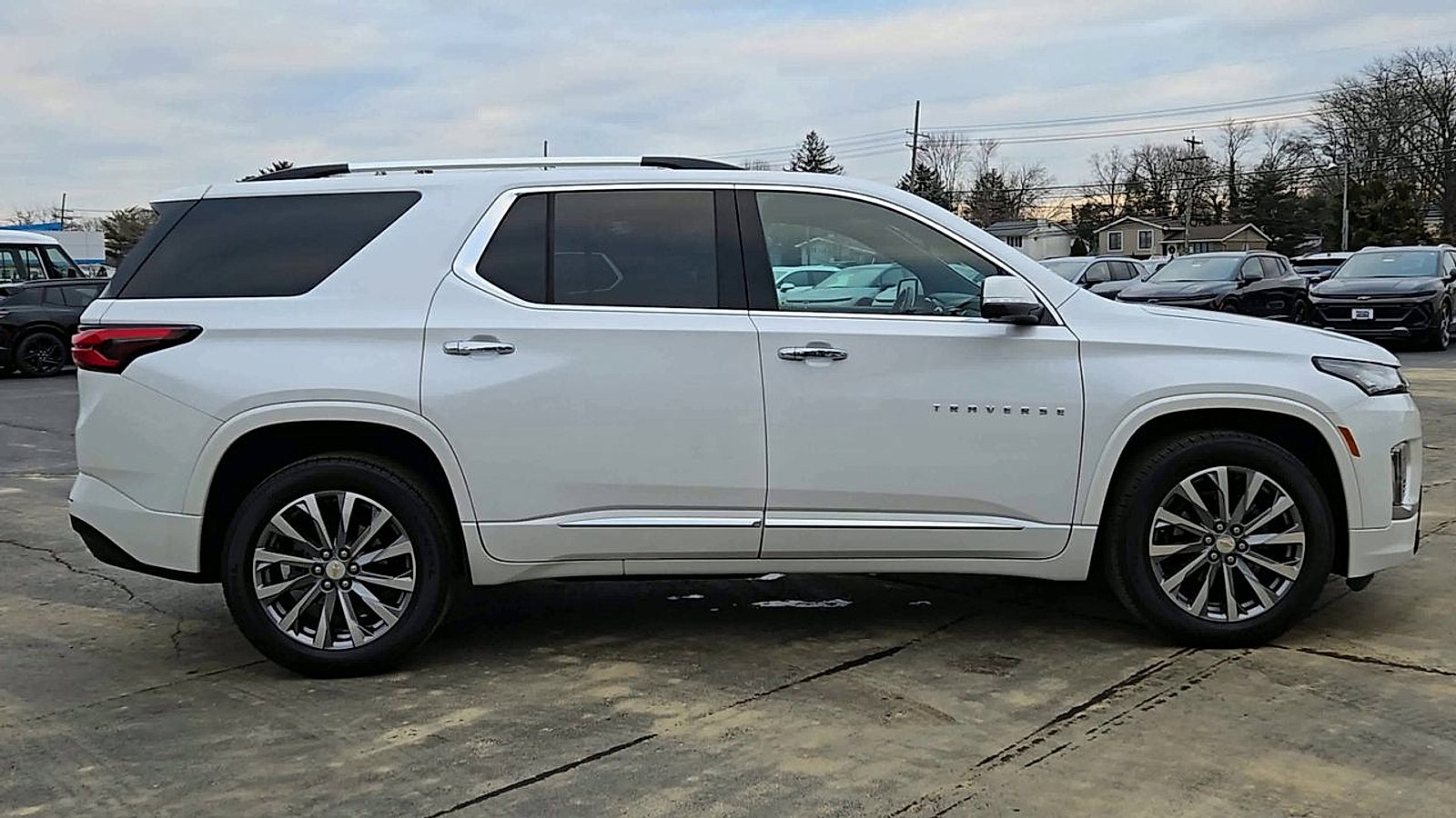 Certified 2023 Chevrolet Traverse Premier image 5