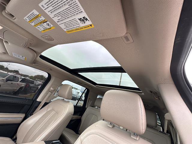 Used 2024 Ford Expedition Max Limited image 27