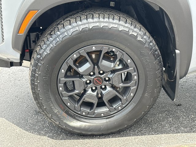 Certified 2022 Nissan Frontier PRO-4X w/ Pro-4X Premium Package AWD/4WD image 16
