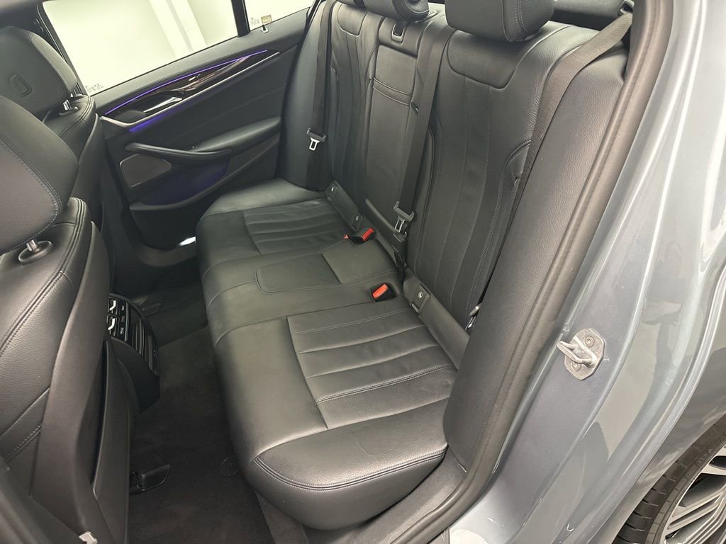 Used 2020 BMW 540i xDrive w/ M Sport Package image 12