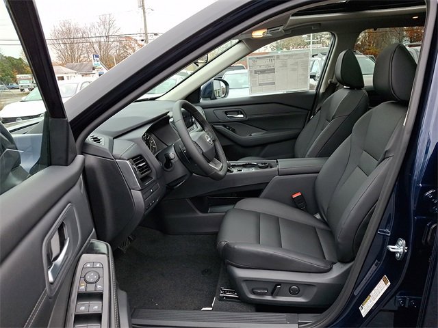 New 2026 Nissan Rogue SV w/ SV Premium Package image 5