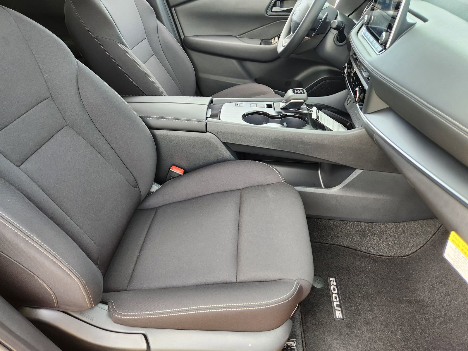 New 2026 Nissan Rogue S image 12