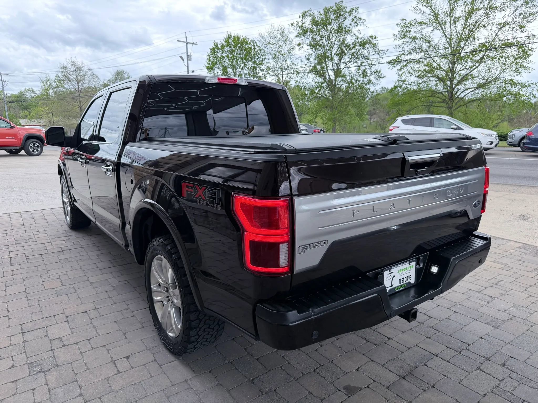 Used 2019 Ford F150 Platinum w/ Equipment Group 701A Luxury image 42