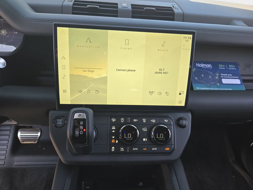 New 2026 Land Rover Defender 110 OCTA AWD/4WD image 20