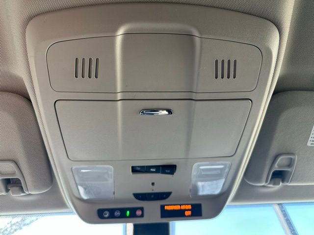 Used 2020 Buick Envision Essence image 24