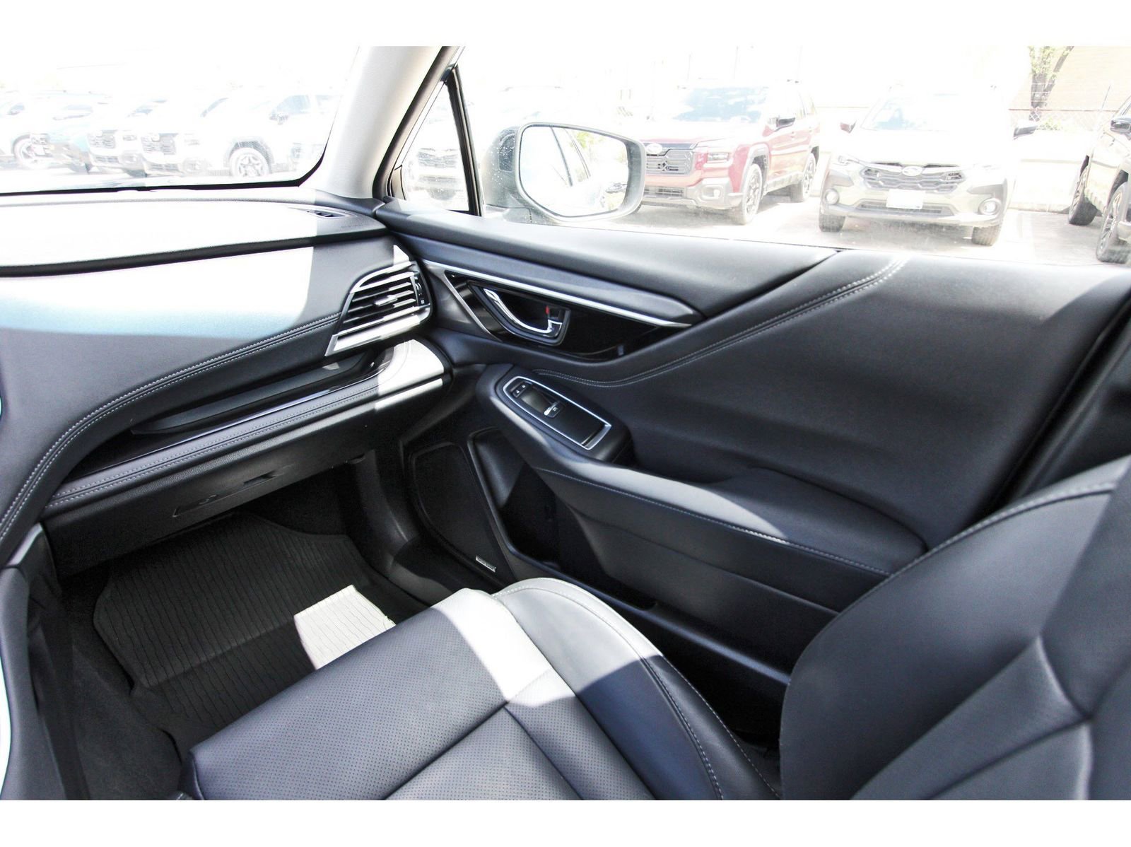 Used 2021 Subaru Outback Limited image 10