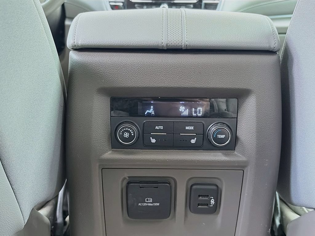 Used 2019 Chevrolet Traverse Premier AWD/4WD image 26