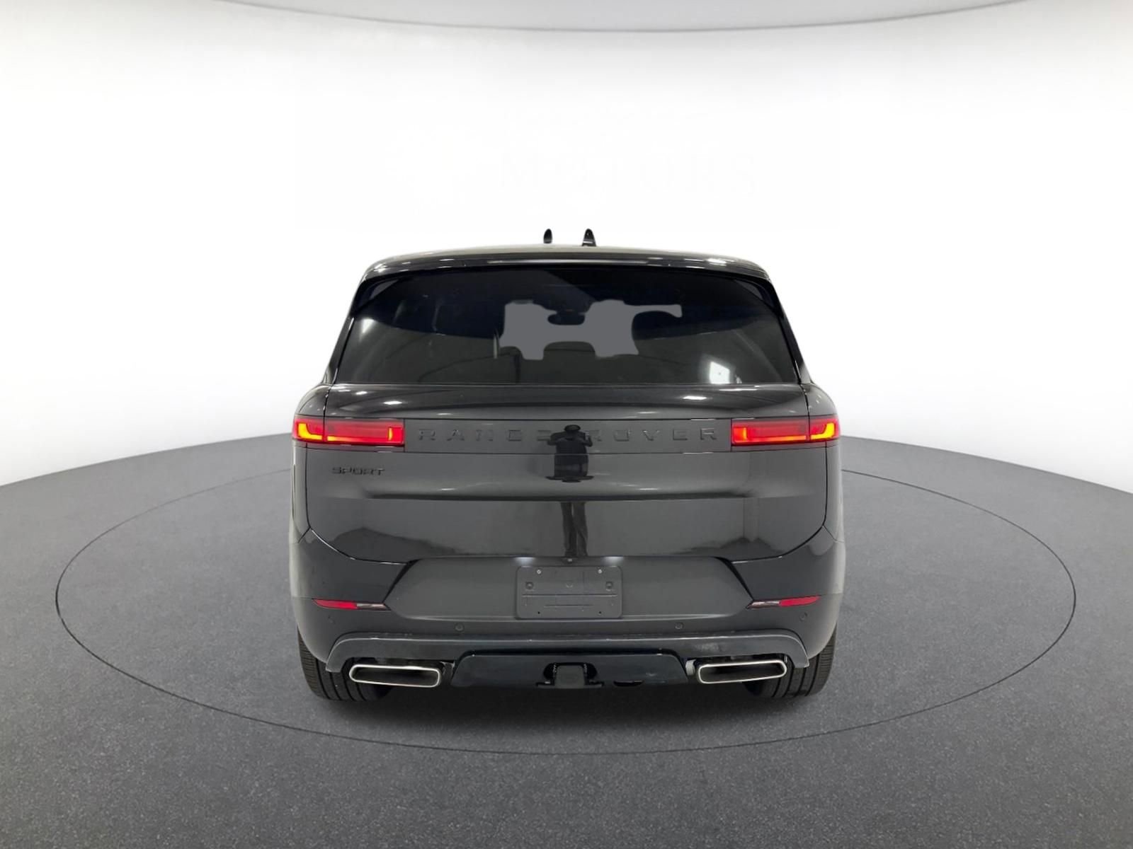 New 2026 Land Rover Range Rover Sport SE image 4