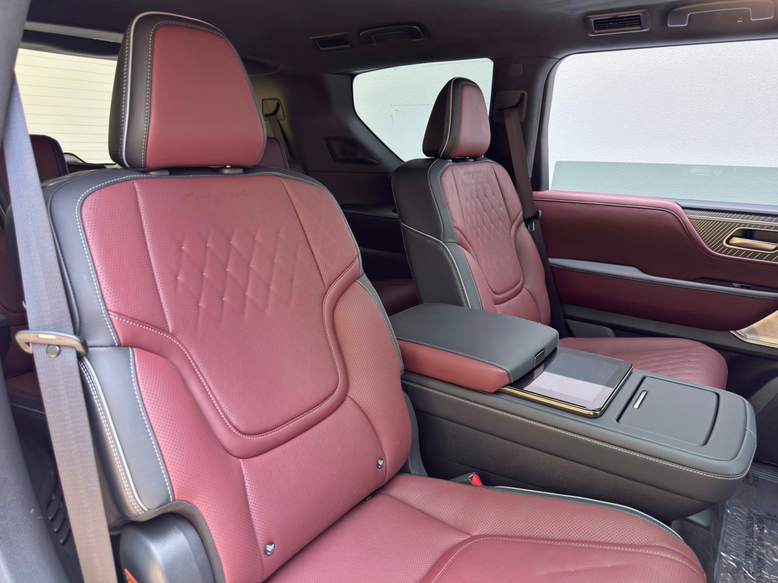 Used 2026 INFINITI QX80 Autograph w/ Premium Cargo Package AWD/4WD image 53