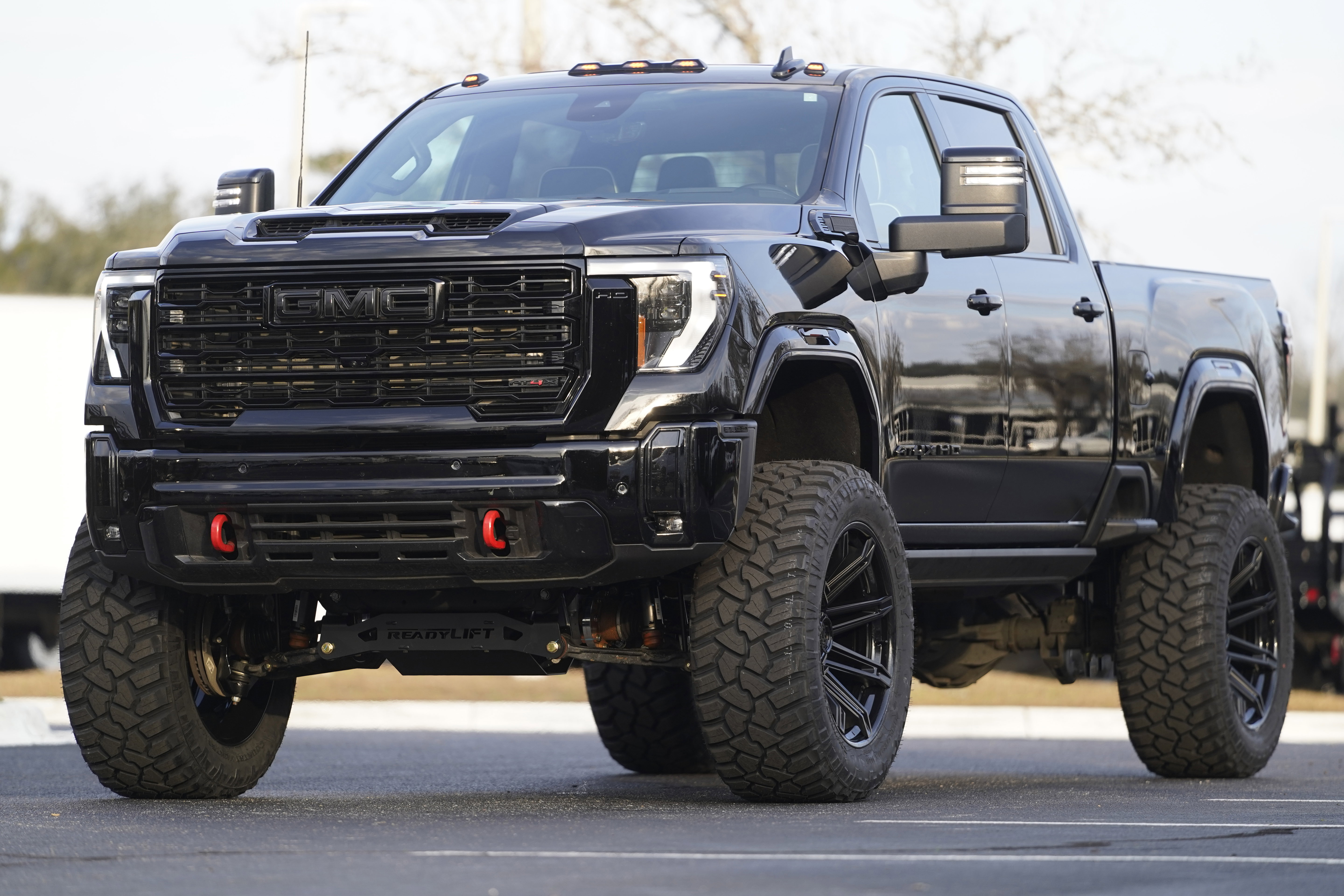 Used 2025 GMC Sierra 2500 AT4X image 53