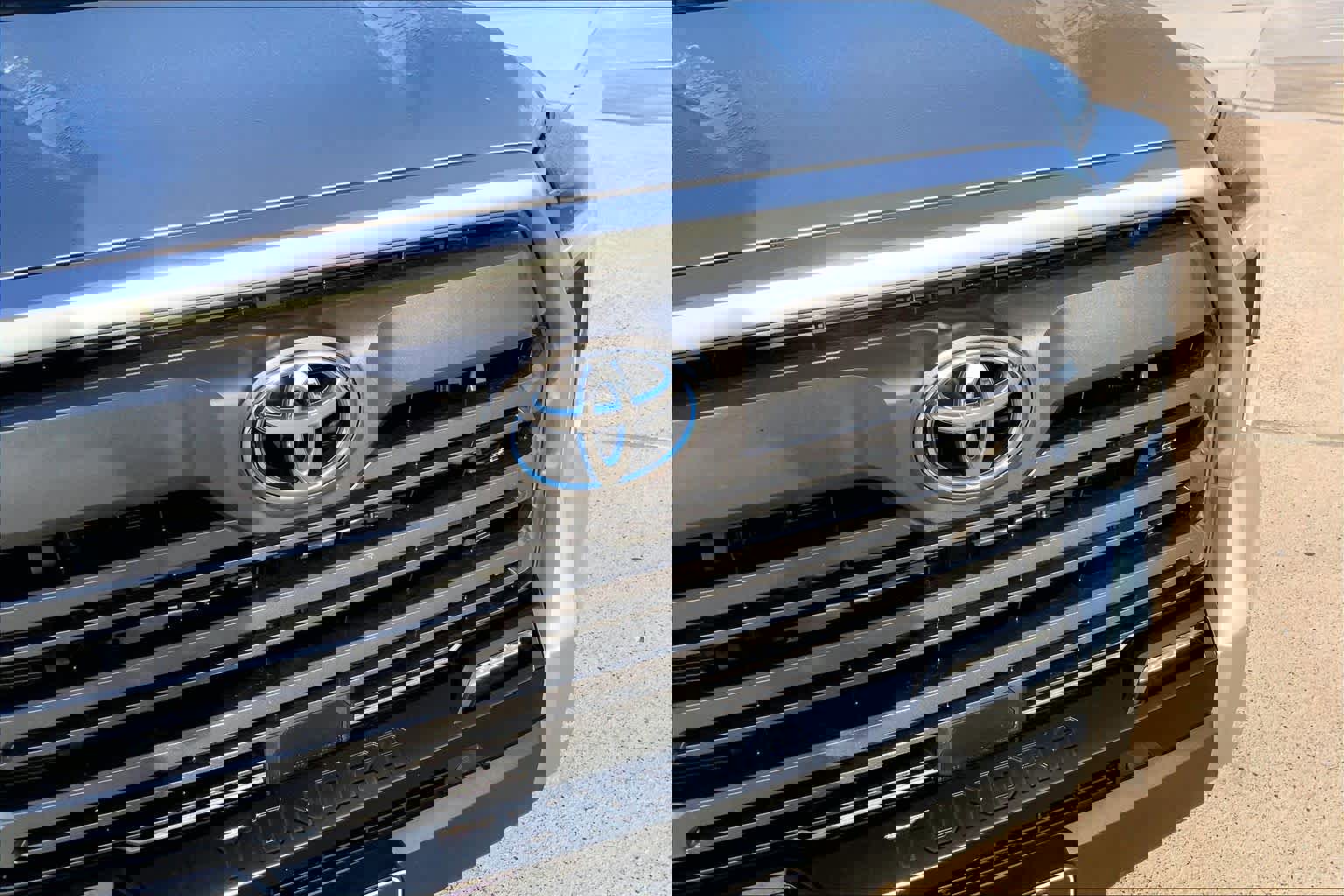 Used 2024 Toyota Tundra Limited w/ Power Package image 58