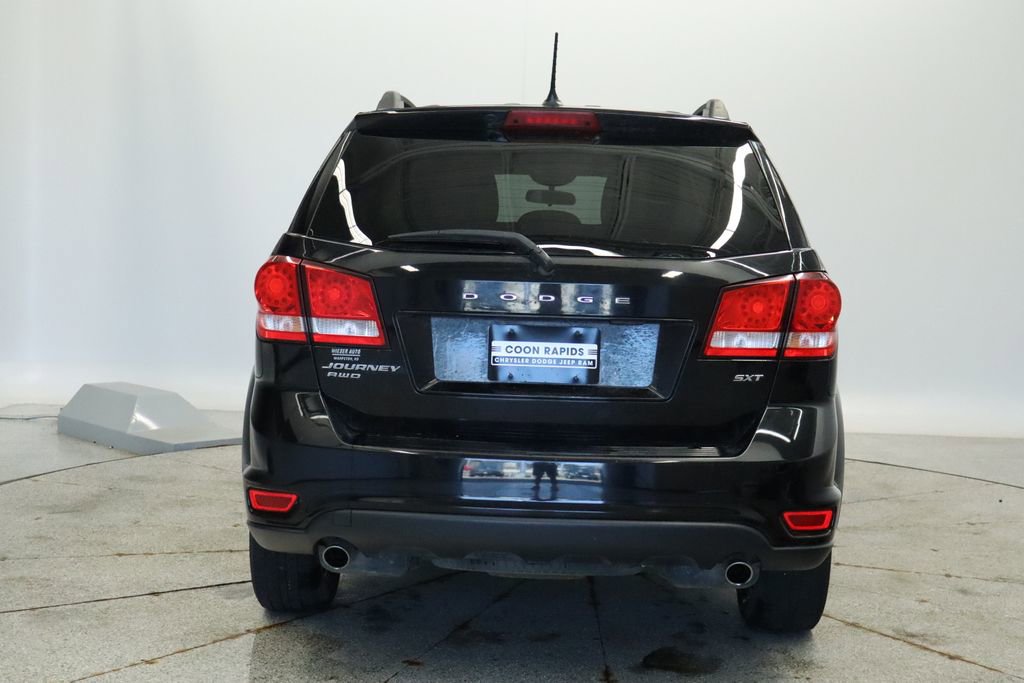 Used 2017 Dodge Journey SXT w/ Comfort/Convenience Group image 4