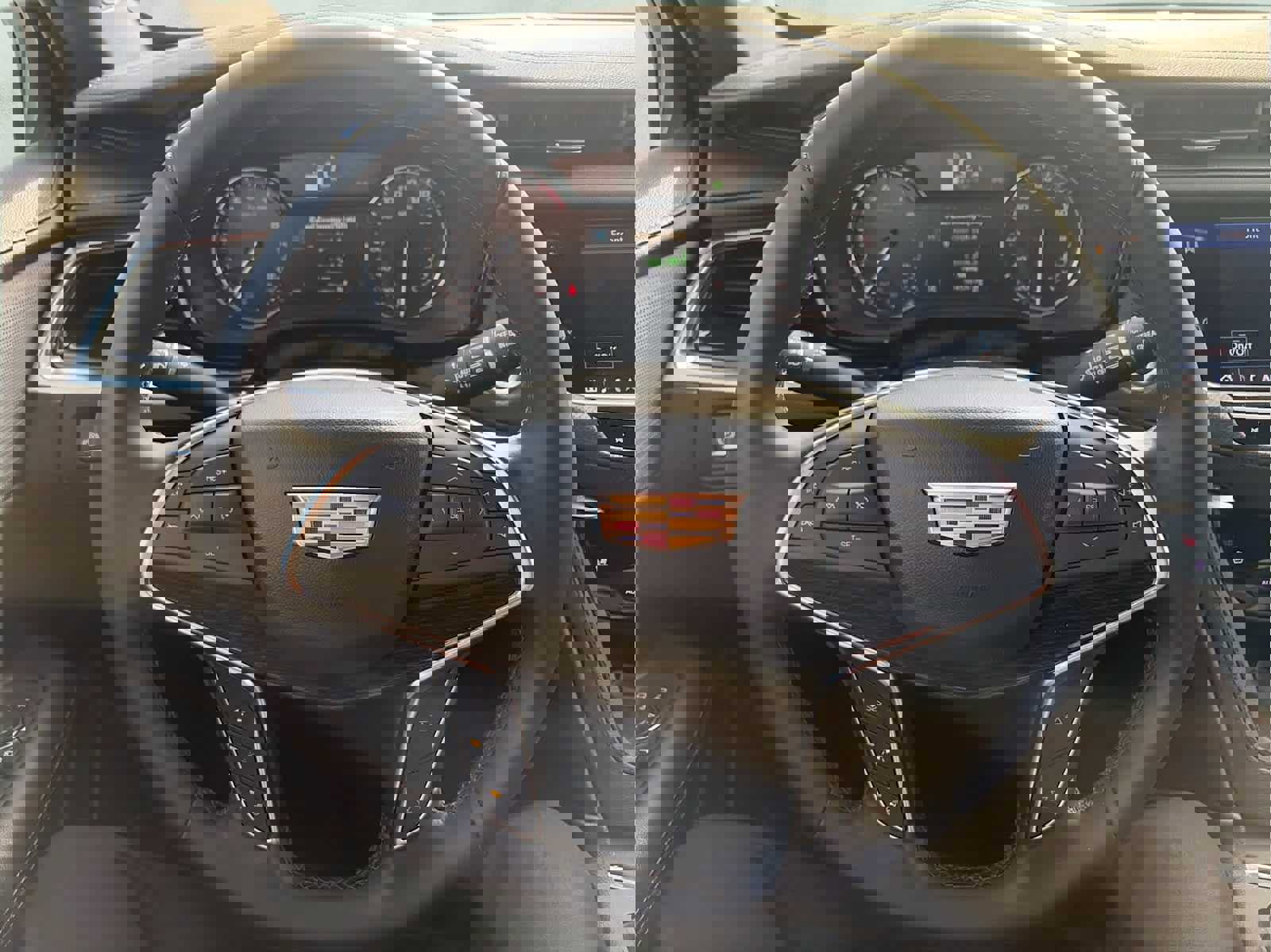 Used 2025 Cadillac XT5 Premium Luxury image 9