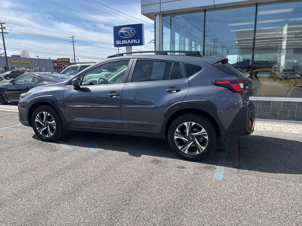 Certified 2024 Subaru Crosstrek 2.0i Premium image 11