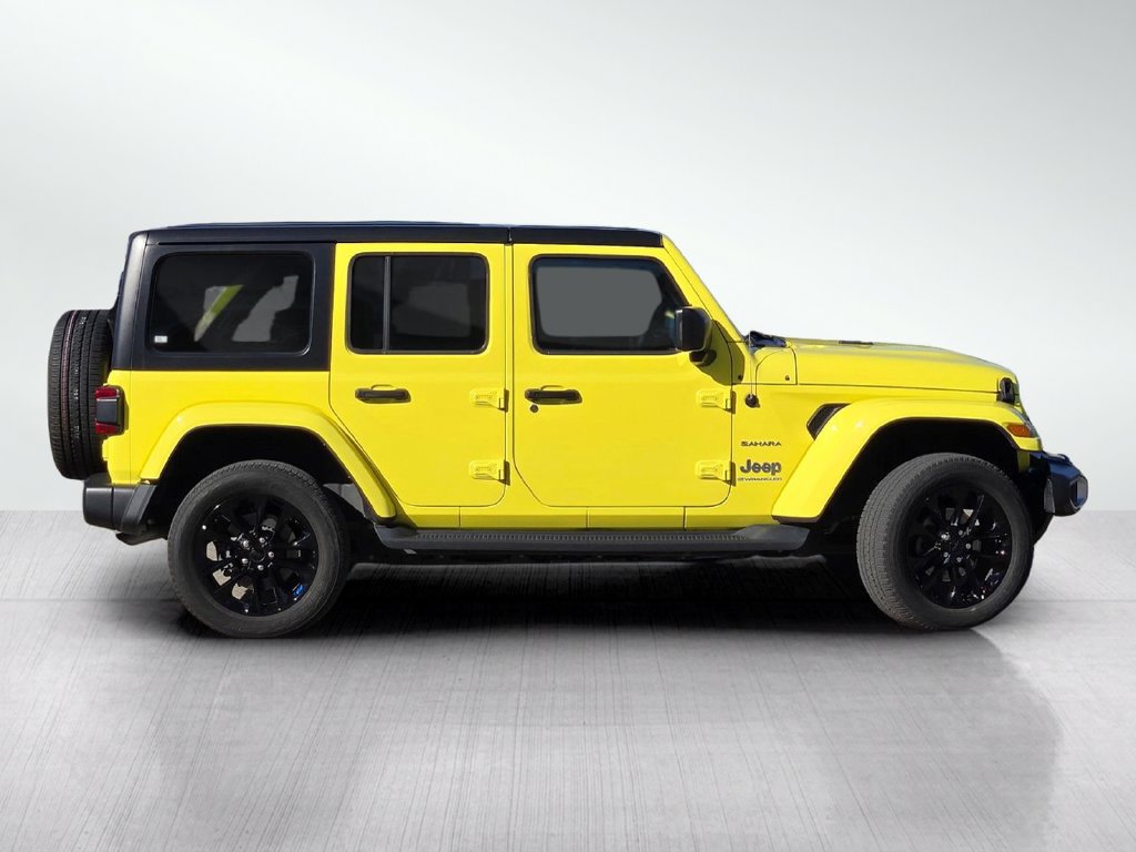 Used 2023 Jeep Wrangler Unlimited Sahara w/ Cold Weather Group AWD/4WD image 3