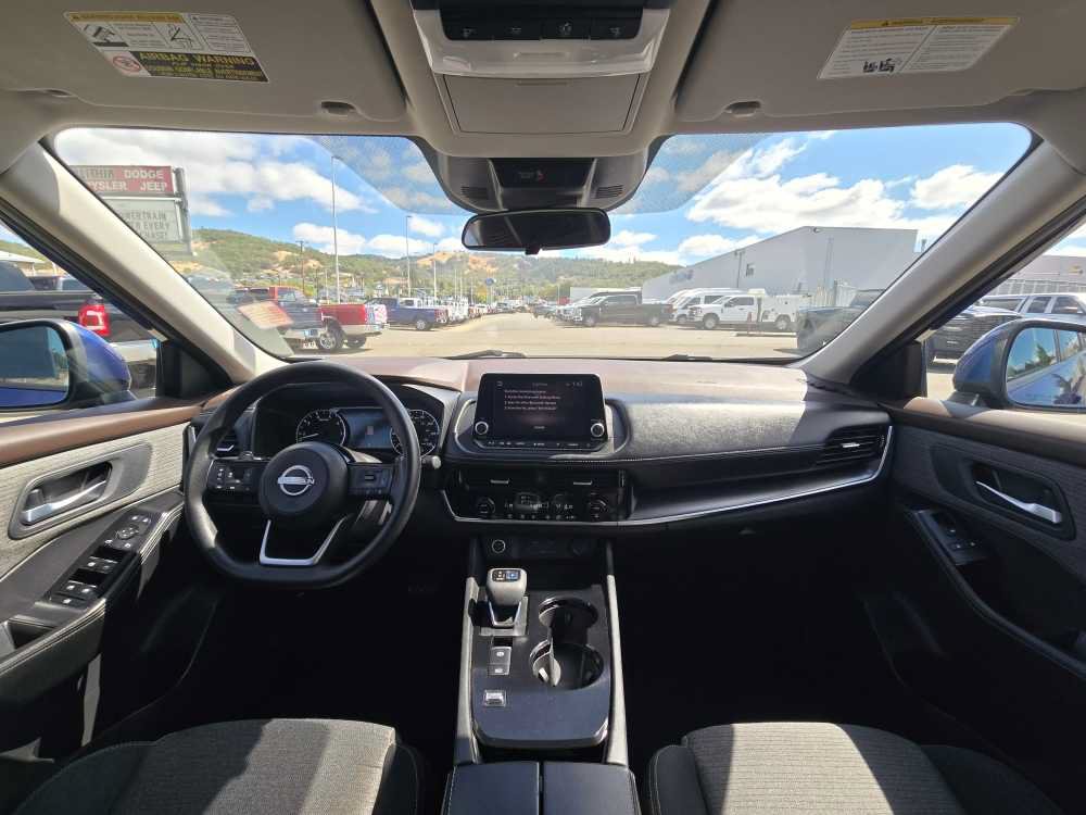Used 2022 Nissan Rogue SV FWD image 15