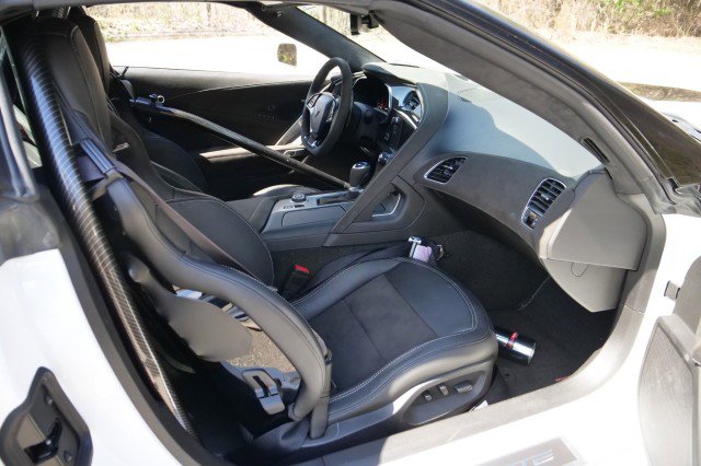 Used 2016 Chevrolet Corvette Z06 w/ 3LZ Preferred Equipment Group image 46