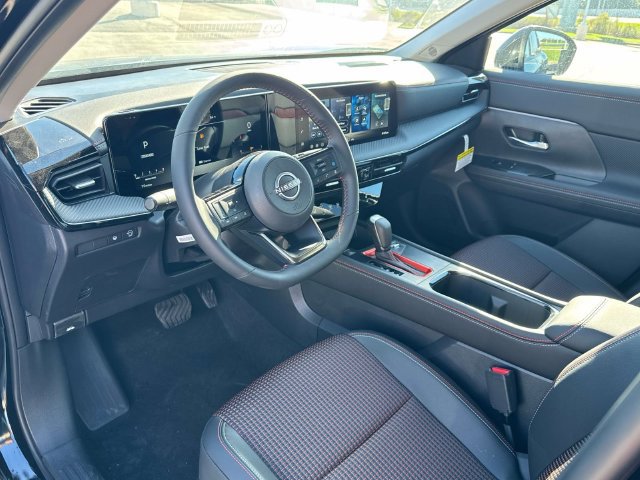 New 2027 Nissan Kicks SR FWD image 20