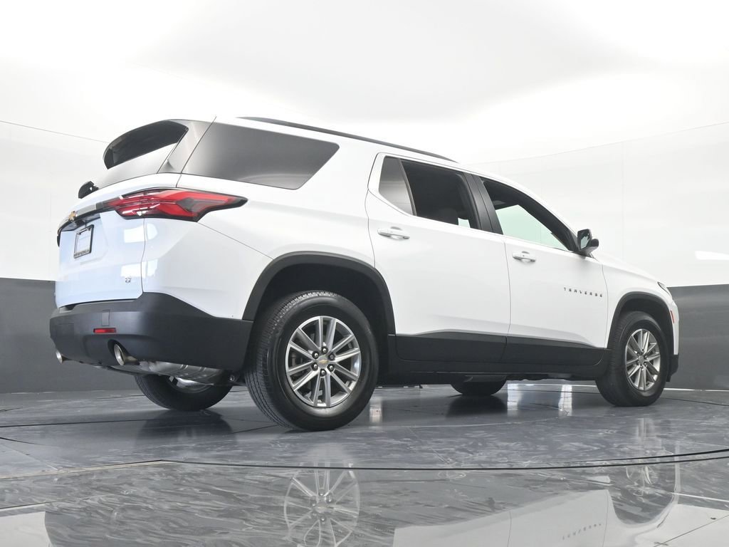 Used 2023 Chevrolet Traverse LT image 61