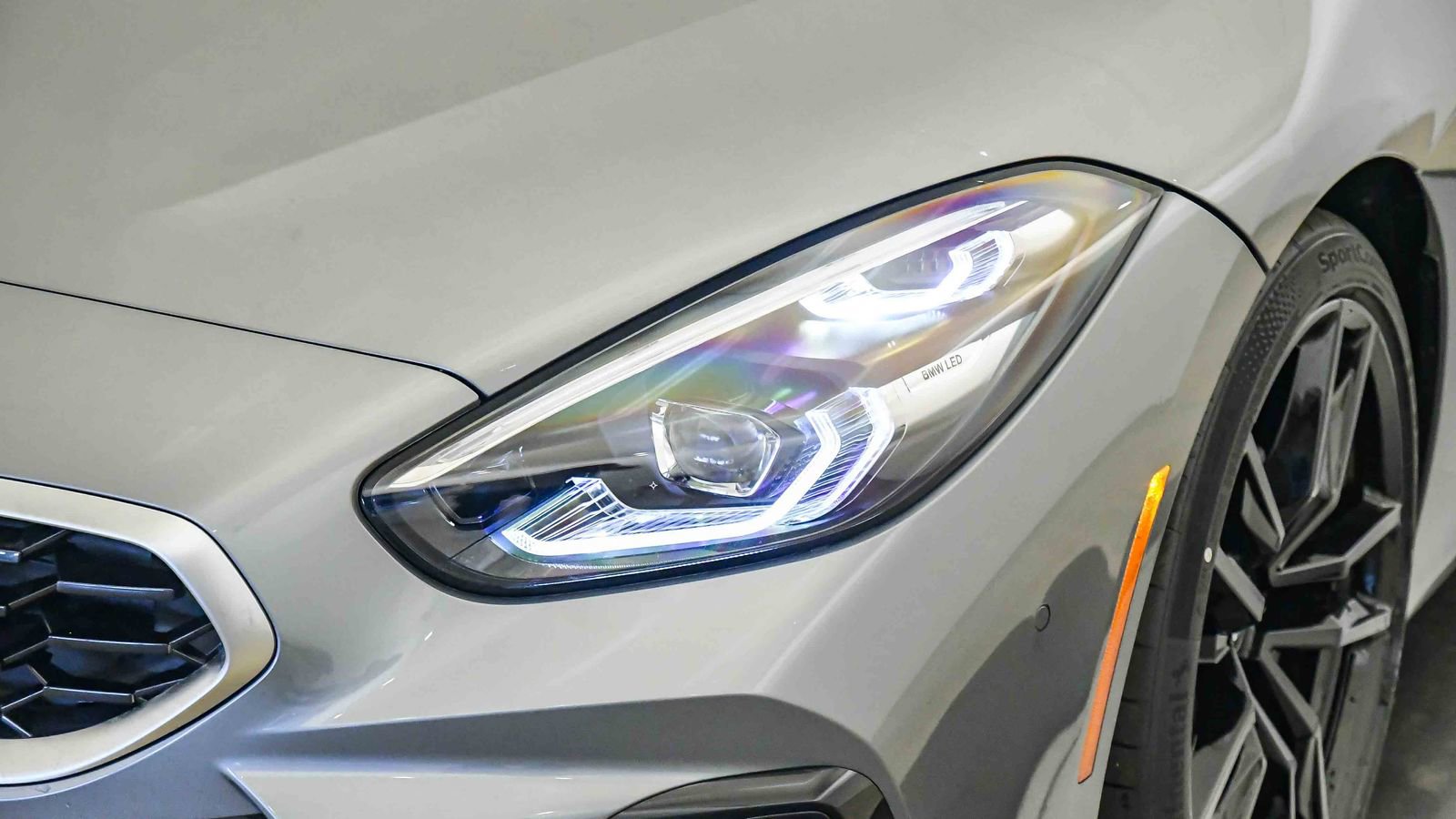 New 2026 BMW Z4 sDrive30i w/ Premium Package image 9