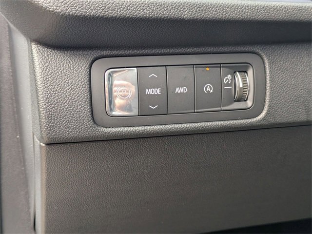 New 2026 Chevrolet Traverse Z71 w/ Enhanced Driving Package image 14