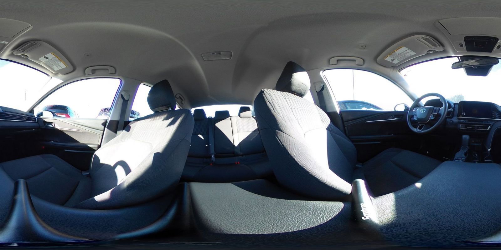 Used 2025 Toyota Camry LE image 41