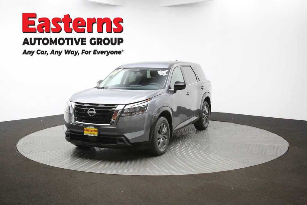 Used 2024 Nissan Pathfinder S image 50