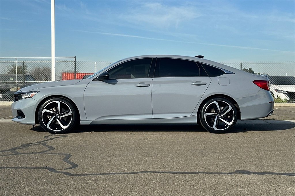Used 2021 Honda Accord Sport image 9