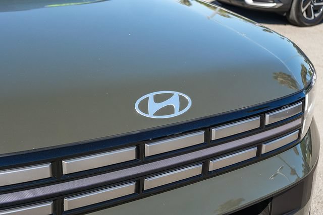 Used 2025 Hyundai Santa Fe SEL FWD image 12