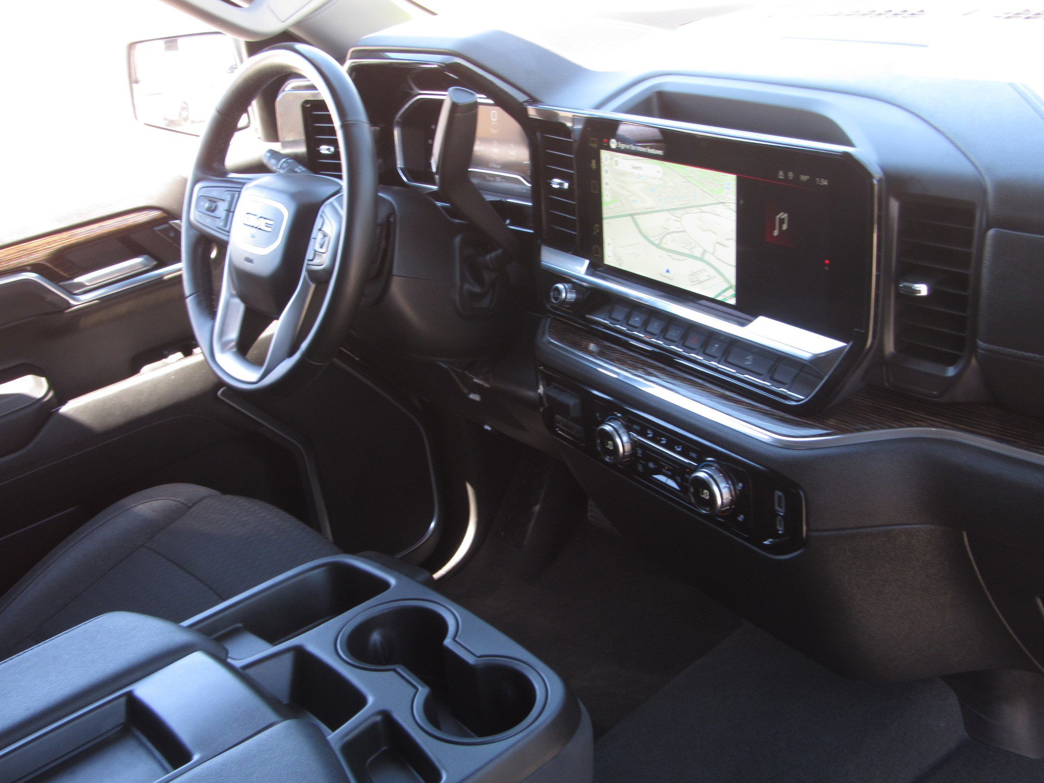 Used 2025 GMC Sierra 1500 Elevation AWD/4WD image 10