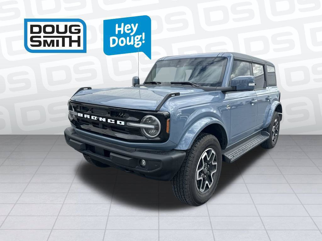 Used 2025 Ford Bronco Outer Banks AWD/4WD image 3