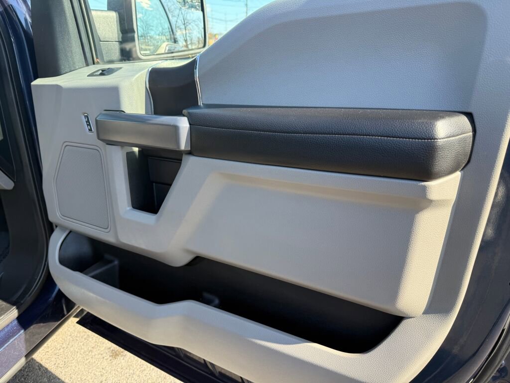 Used 2019 Ford F150 XLT image 28